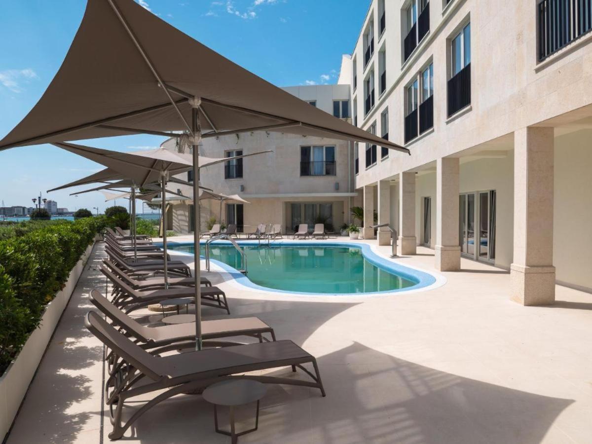 Lux Pool Suite Umago Esterno foto