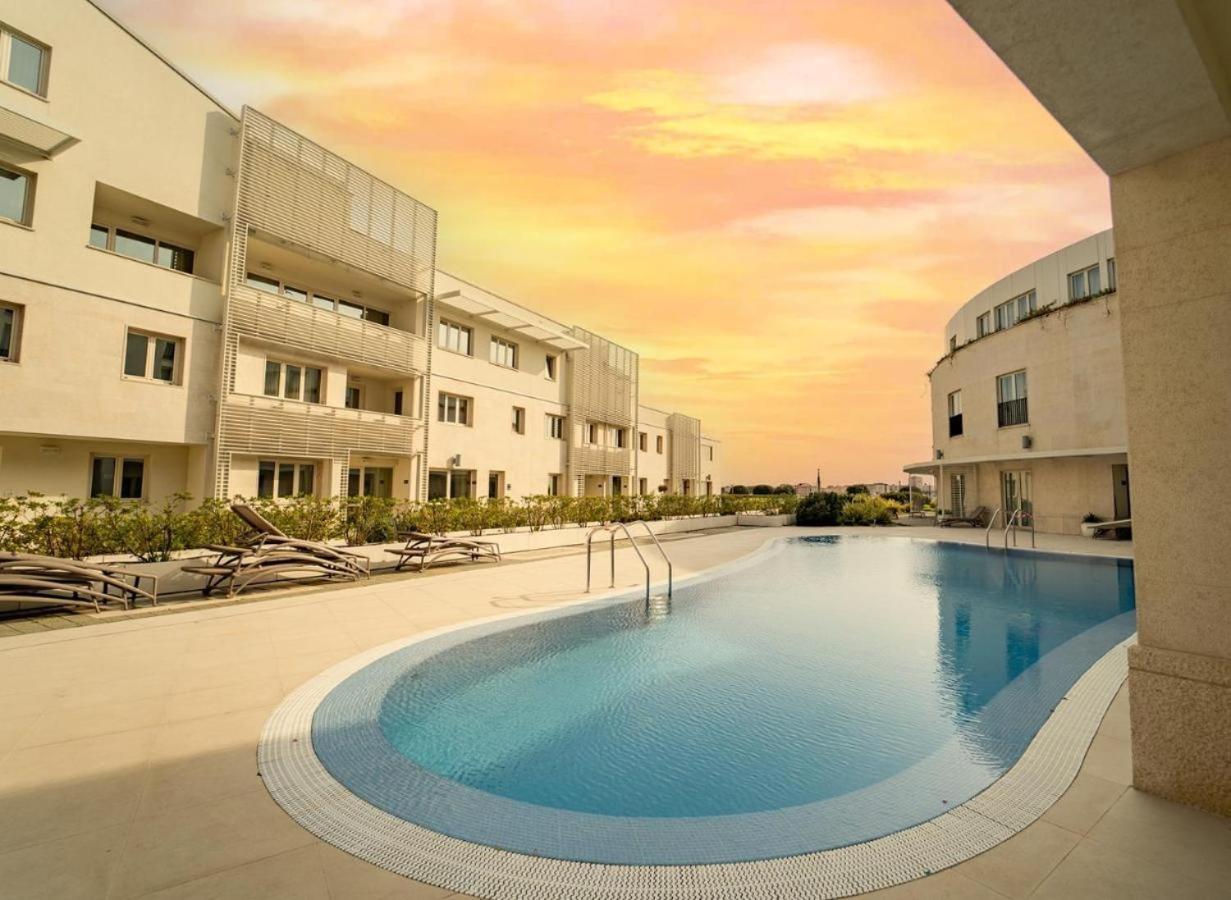 Lux Pool Suite Umago Esterno foto